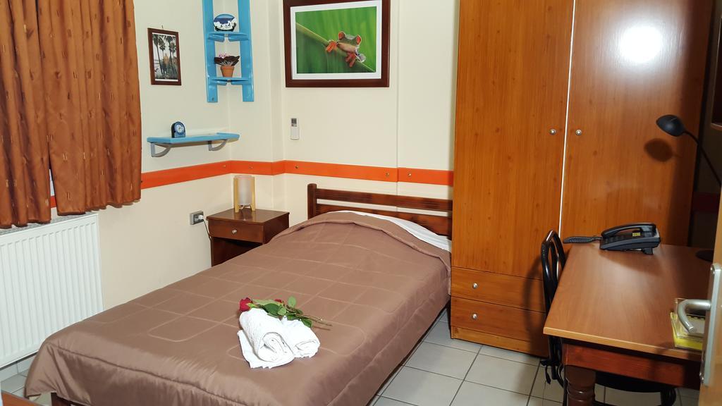 Stella Family Apartments Síndos Rum bild
